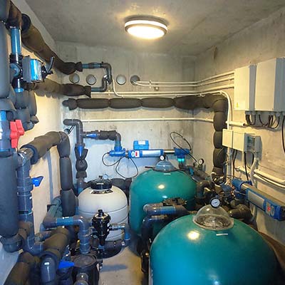 Filtration with ionizer and heating connections.